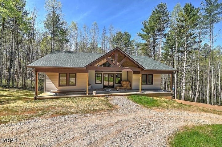 1st photo of 512 Norris Rd ( Bridle Path) Road