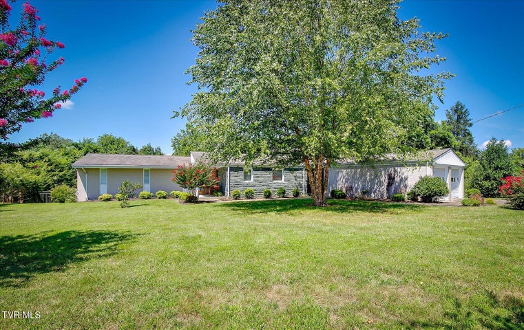1st photo of 320 High Ridge Road