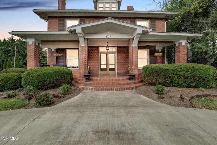 1st photo of 801 Holston Avenue