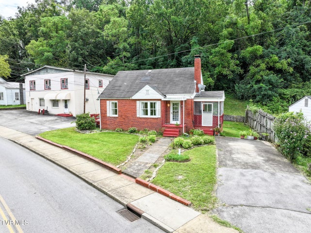 1st photo of 324 Church Street