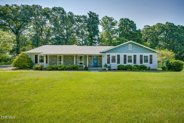 1st photo of 421 High Ridge Road