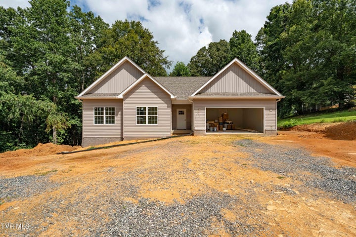1st photo of 161 Cochran Road