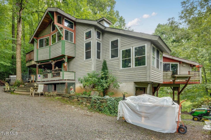1st photo of 1530 Powder Branch Road