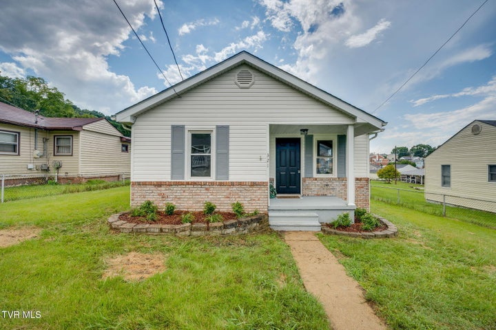 1st photo of 321 Rockwood Street