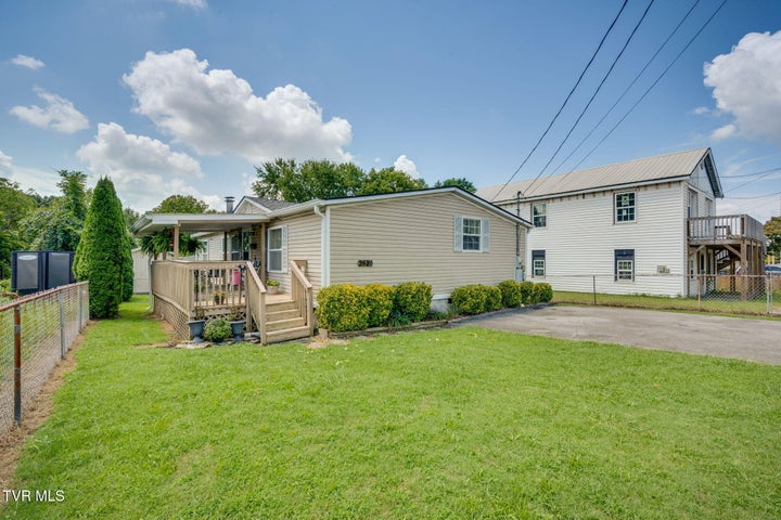 1st photo of 2529 Overlook Road