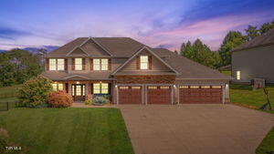 1st photo of 3017 Calton Hill