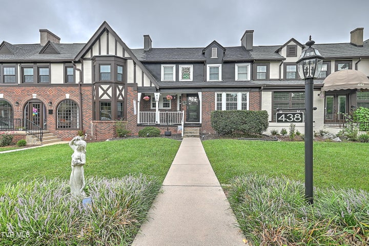 1st photo of 438 Shelby Street