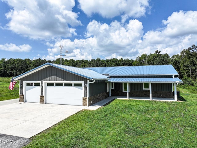 1st photo of 1433 Billy Bible Road
