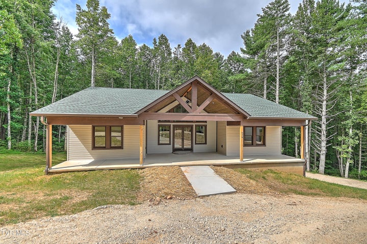 1st photo of 512 Norris Rd ( Bridle Path) Road