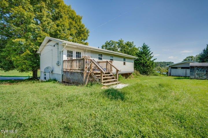 1st photo of 1409 Daisy Street