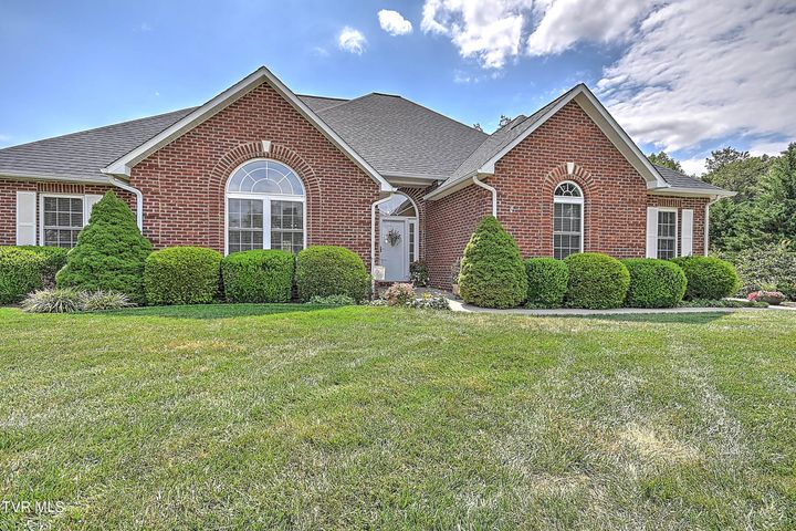 1st photo of 35 Chase Court