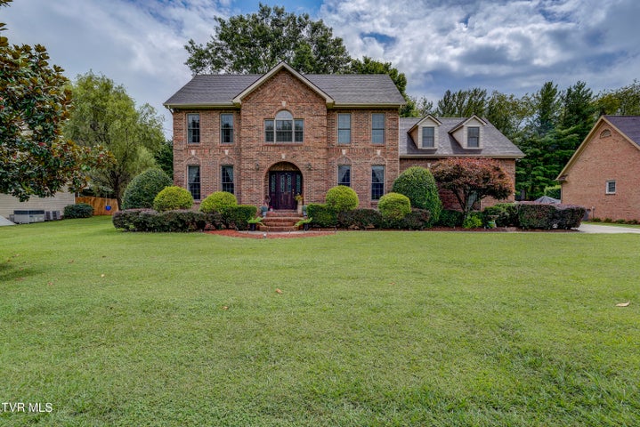 1st photo of 427 Chesterfield Drive
