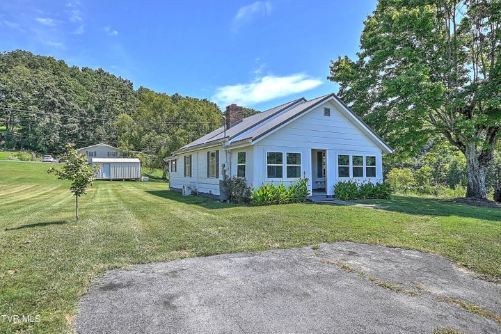 1st photo of 152 Cagle Road