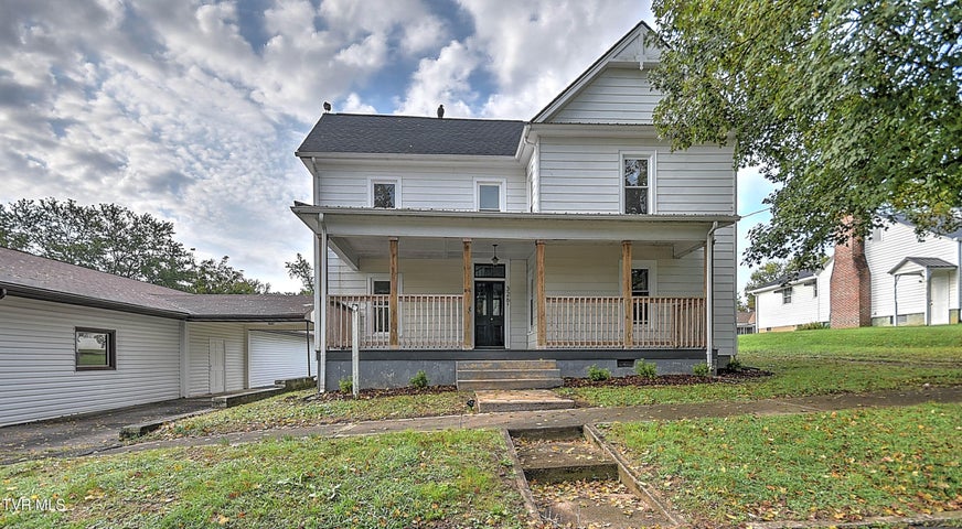 1st photo of 326 Main Street