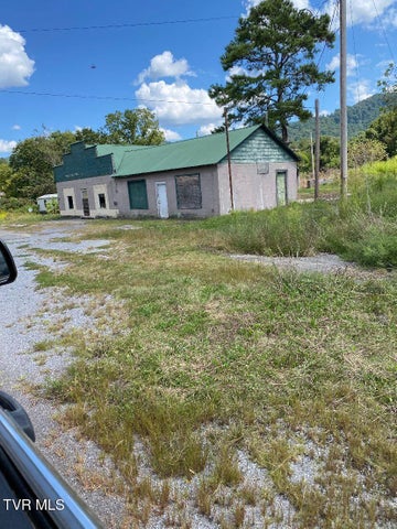 1st photo of 1744 Seminary Church Loop