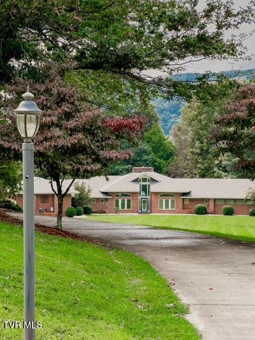 1st photo of 1202 Pleasant Hill Drive