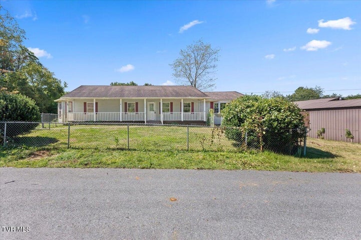1st photo of 120 Presnell Drive