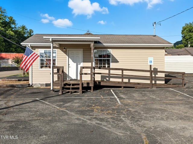 1st photo of 620 Carolina Avenue