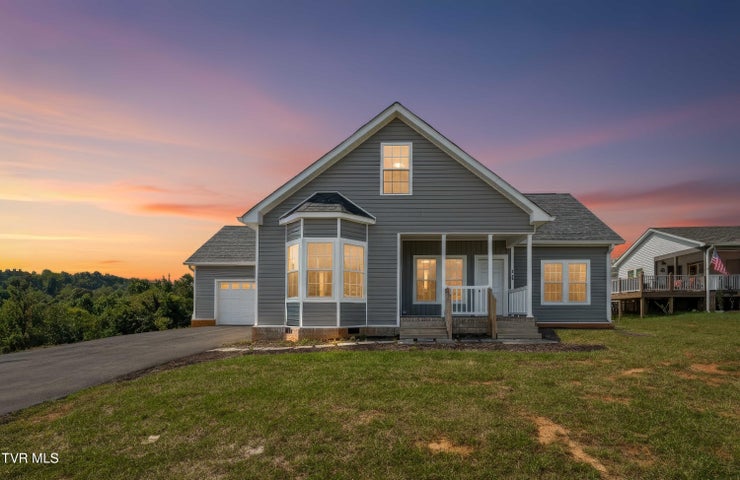 1st photo of 131 New Hope Road