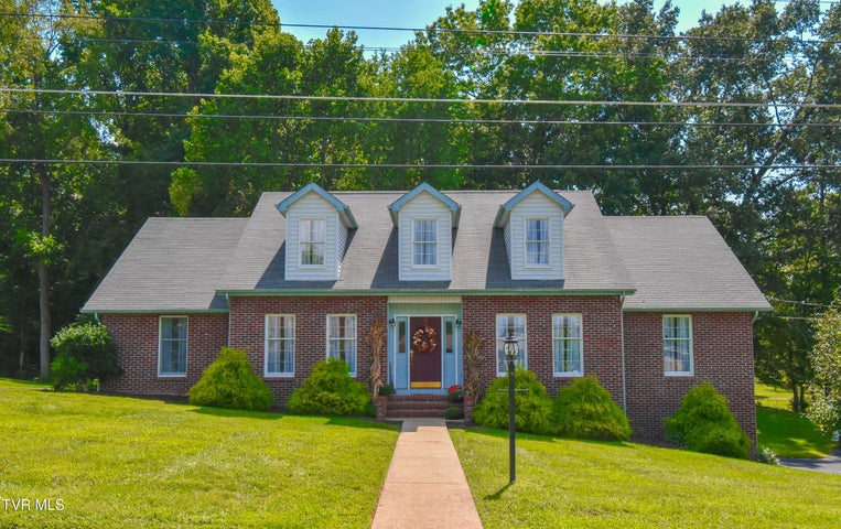 1st photo of 377 Overlook Drive