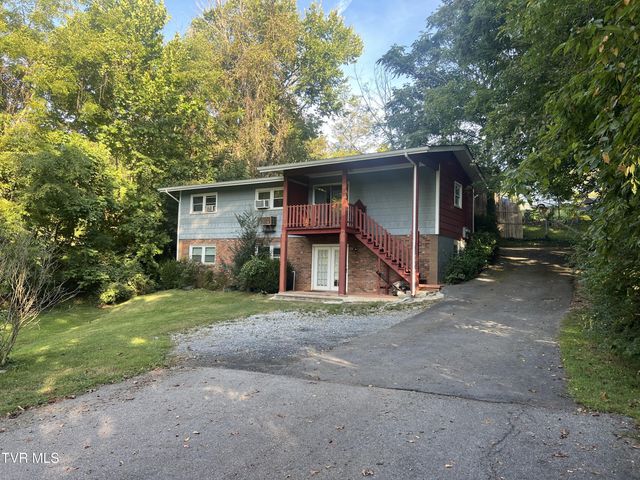 1st photo of 8 Vine Lane Lane