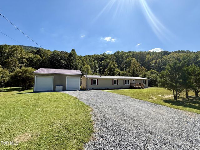 1st photo of 2418 Beech Creek Road