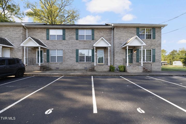 1st photo of 3115 Walnut Street