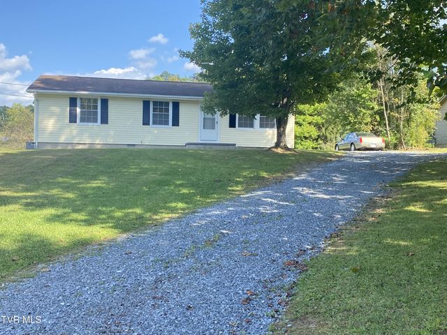 1st photo of 114 Treadway Lane