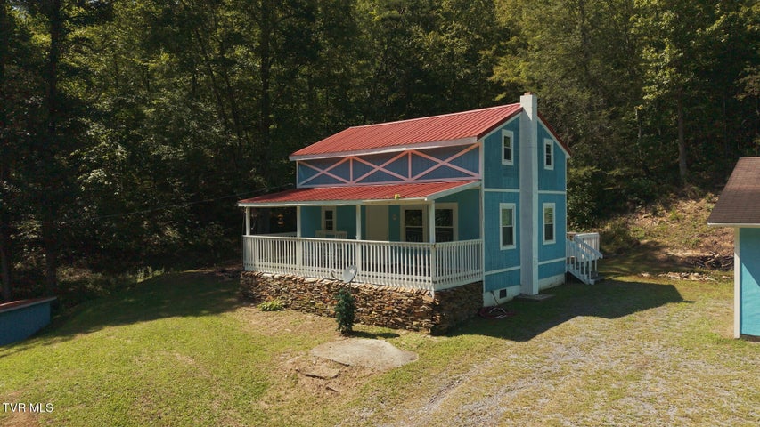 1st photo of 997 Miller Hollow Road