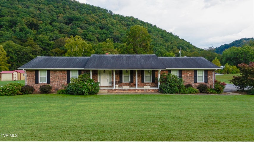 1st photo of 121 Hope Drive