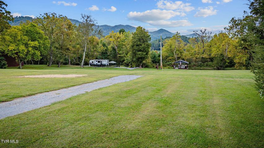 1st photo of 398 River Island Lane