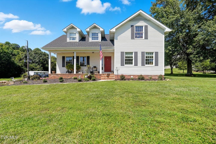 1st photo of 550 Country View Private Drive 