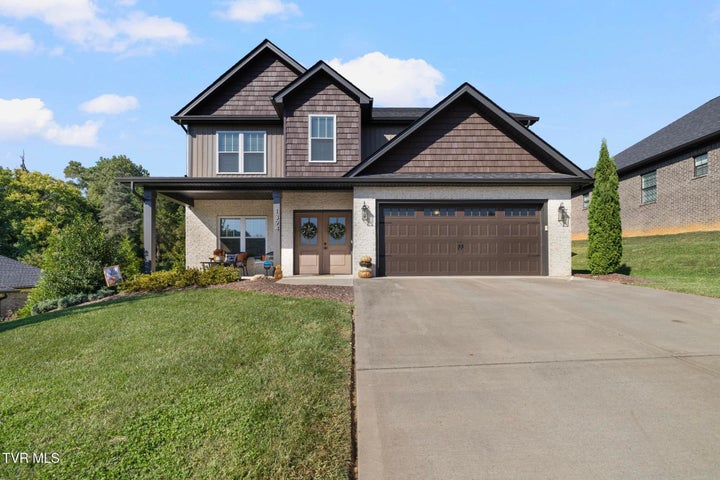 1st photo of 1394 Prospects Way