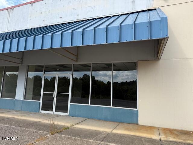1st photo of 354 Shadowtown Road