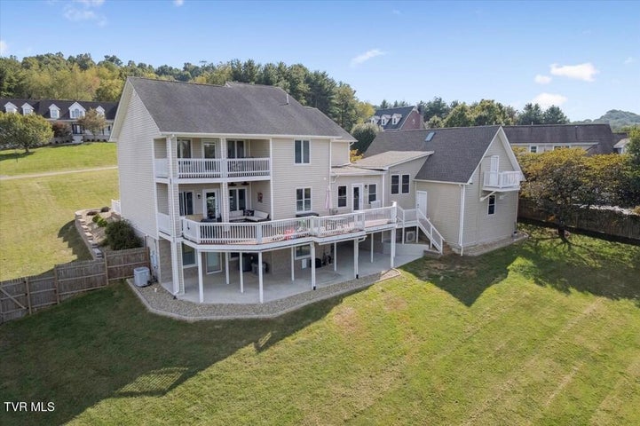 1st photo of 18430 Whites Point Drive