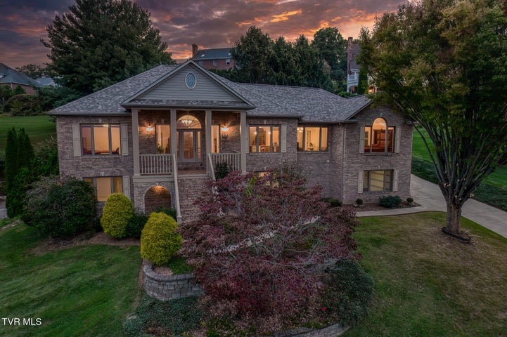 1st photo of 2304 Granite Drive