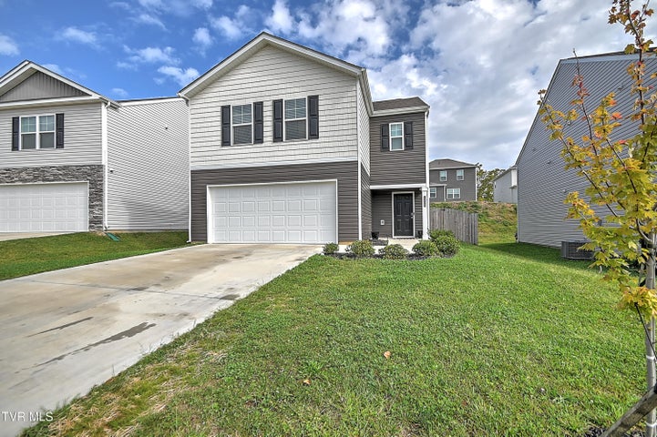 1st photo of 1228 Cherry Grove