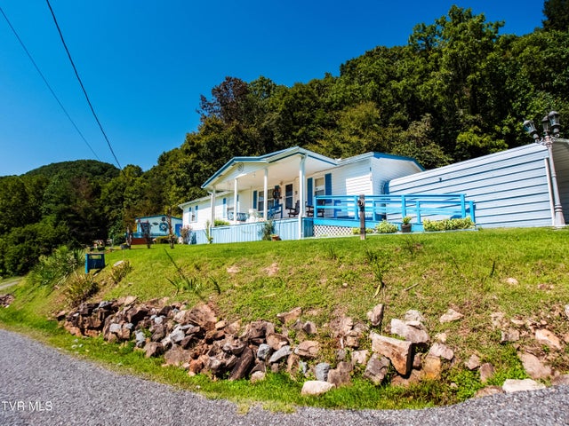 1st photo of 115 Hammond Road