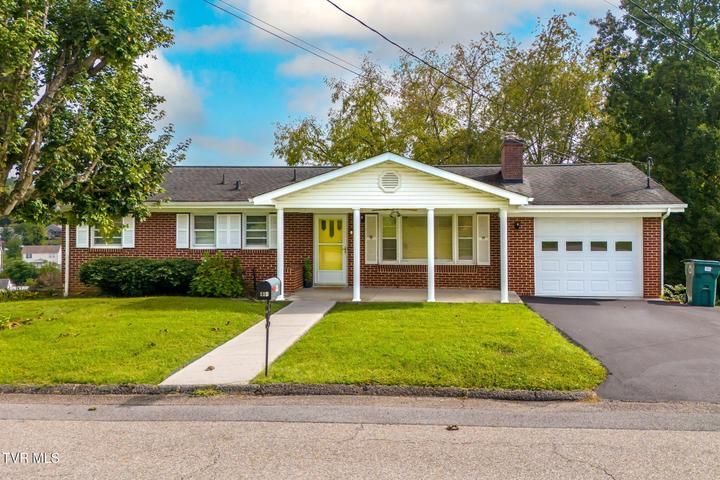 1st photo of 135 Montrose Drive