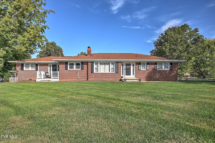 1st photo of 464 Jonesboro Road