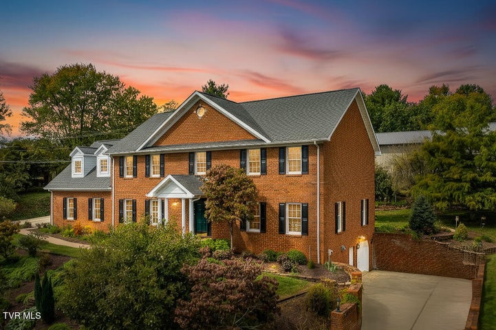 1st photo of 168 Laurel Ridge Drive