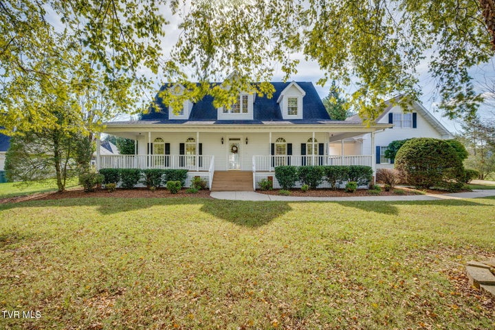 1st photo of 113 Wedgewood Circle