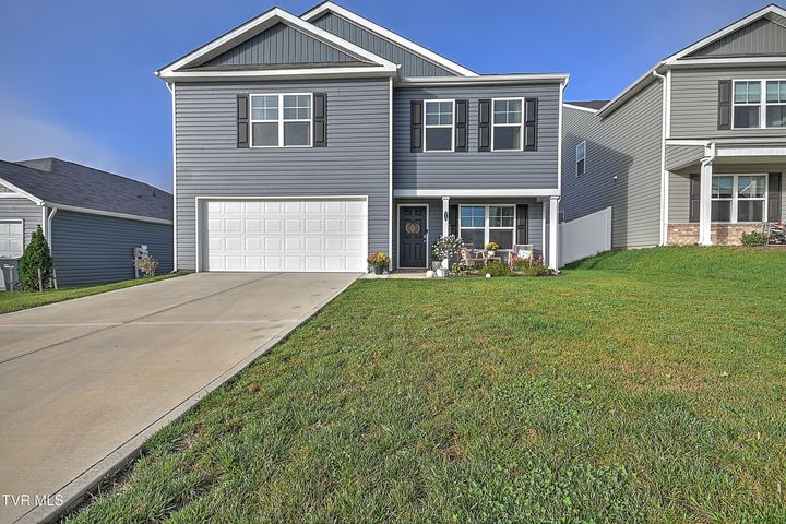 1st photo of 110 Crawford Circle