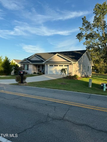 1st photo of 479 Silver Lake Road Road