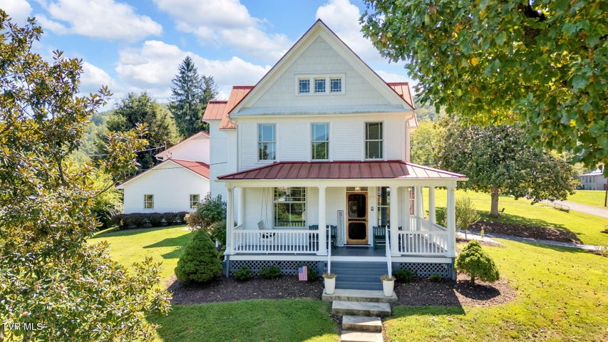 1st photo of 308 Pearl Avenue