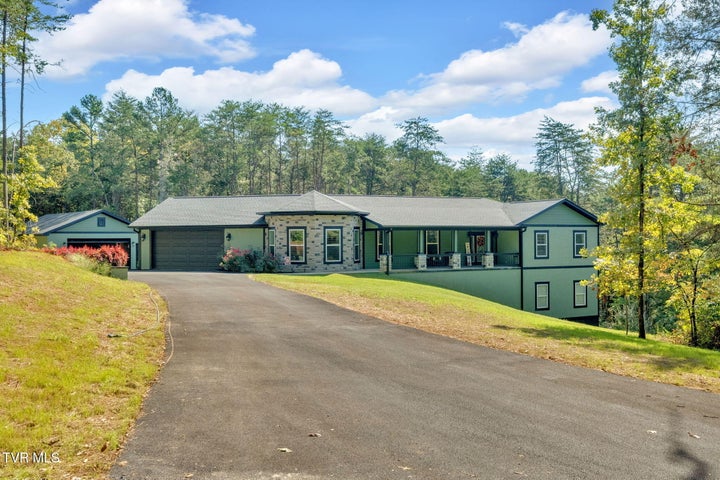 1st photo of 2160 Ranch Road