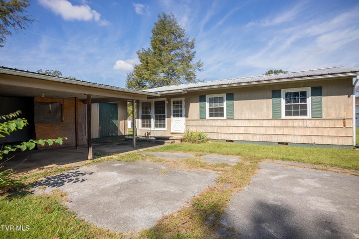 1st photo of 11 Crest Drive