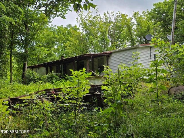 1st photo of 779 Pawpaw Road
