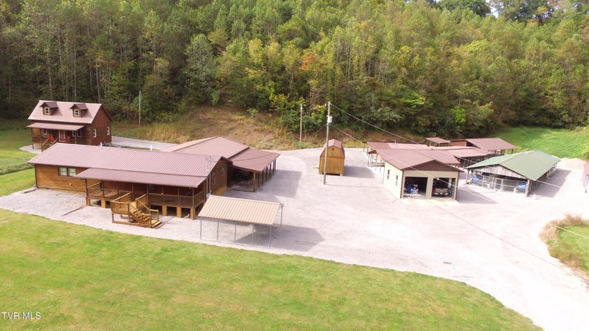 1st photo of 1505 Williams Hollow Road