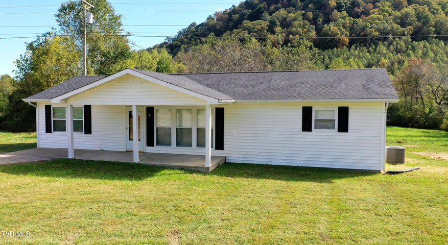 1st photo of 929 Campbell Drive
